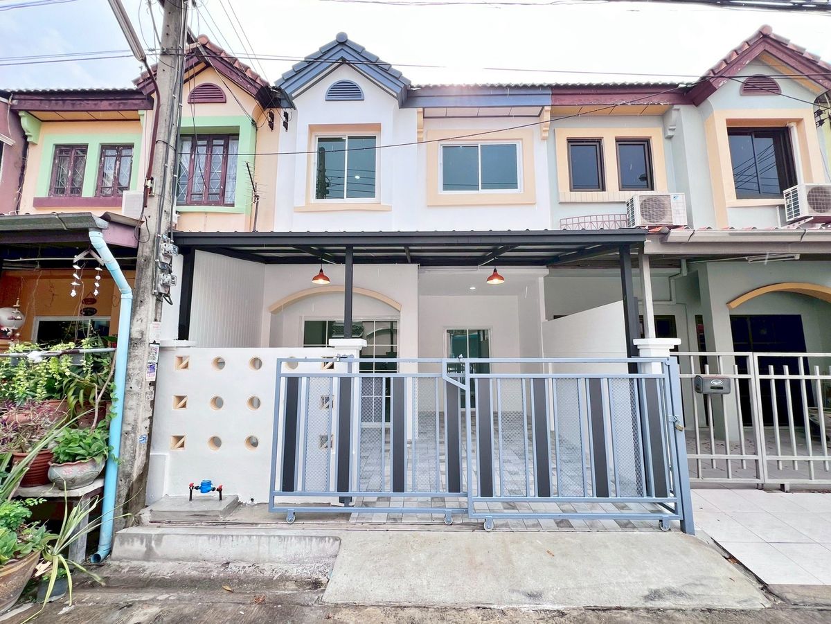 ขายทาวน์โฮมนวมินทร์ รามอินทรา : 🏡 ขาย บ้านจันทกานต์ เพิ่มสิน58 🛠 รีโนเวทใหม่ทั้งหลัง ใกล้ 🚅 BTS สะพานใหม่ 💸 ราคา 1.99 ฟรีโอน