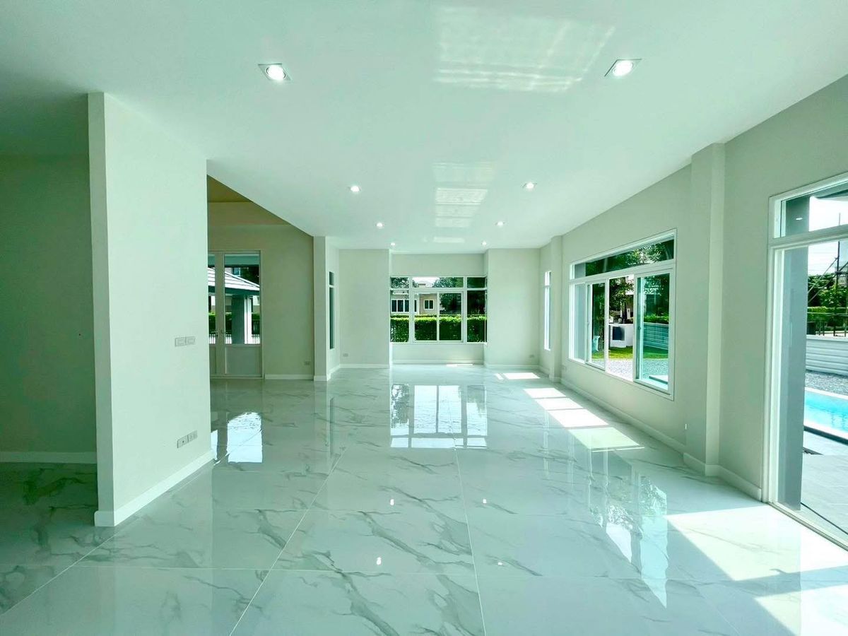 For SaleHouseMahachai Samut Sakhon : 🎉🏡 Golden opportunity! Discounted 2 million! #House No. 66 #Already rich! #Nusasiri City Rama 2 House with a private pool! 🌳💦