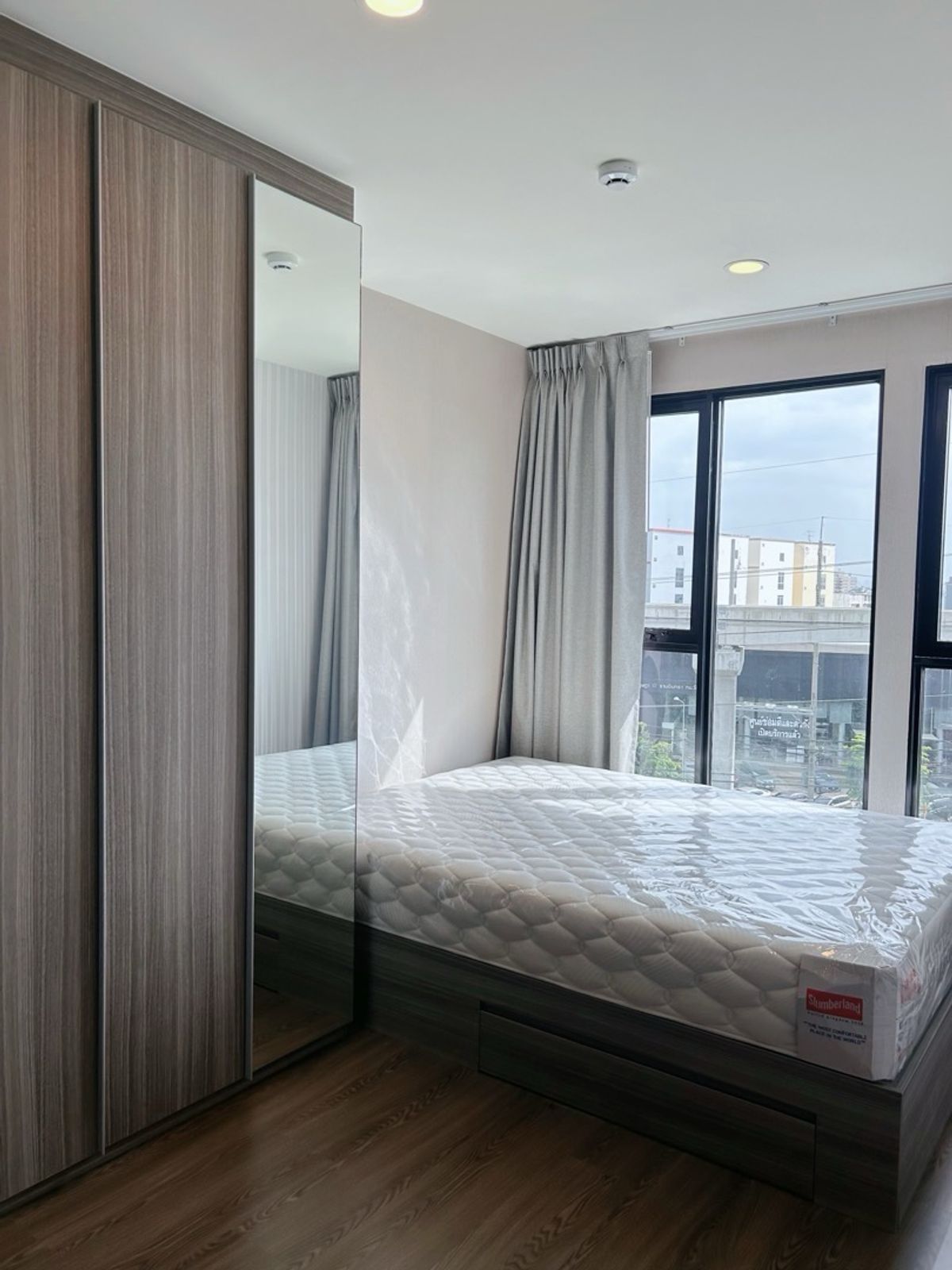 ขายคอนโดนวมินทร์ รามอินทรา : 🛌ห้องรีโนเวทใหม่ ตึกA วิวรถไฟฟ้า พร้อมอยู่มีห้องเดียวทั้งโครงการราคาดีงาม ปล่อยเช่าโครตคุ้ม✨