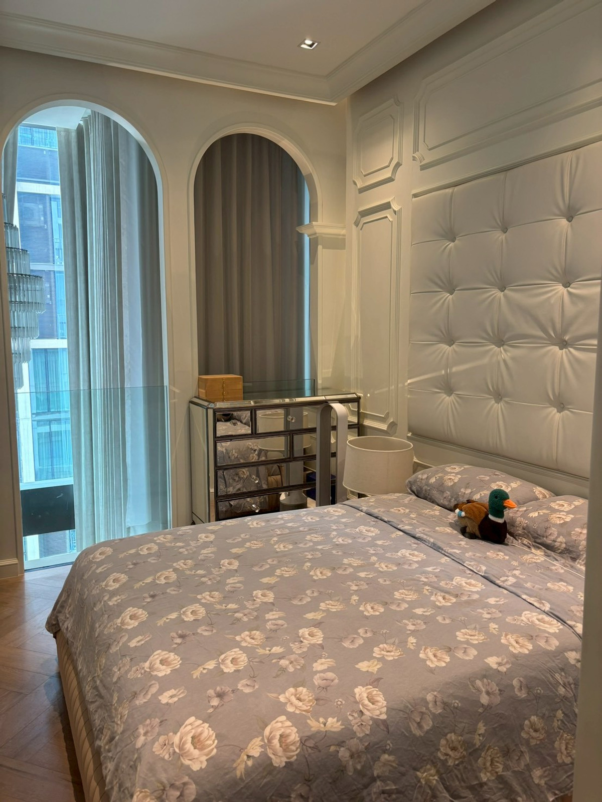 For RentCondoWitthayu, Chidlom, Langsuan, Ploenchit : 💎 GT16221 | Condo 28 Chidlom, convenient travel, near BTS, there is a shuttle, beautiful-luxurious room, fully furnished, ready to move in!!