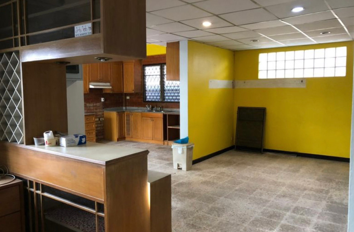 For RentHouseChaengwatana, Muangthong : house with 4 bedrooms, 4 bathrooms, behind Central Chaengwattana, air conditioners in every room