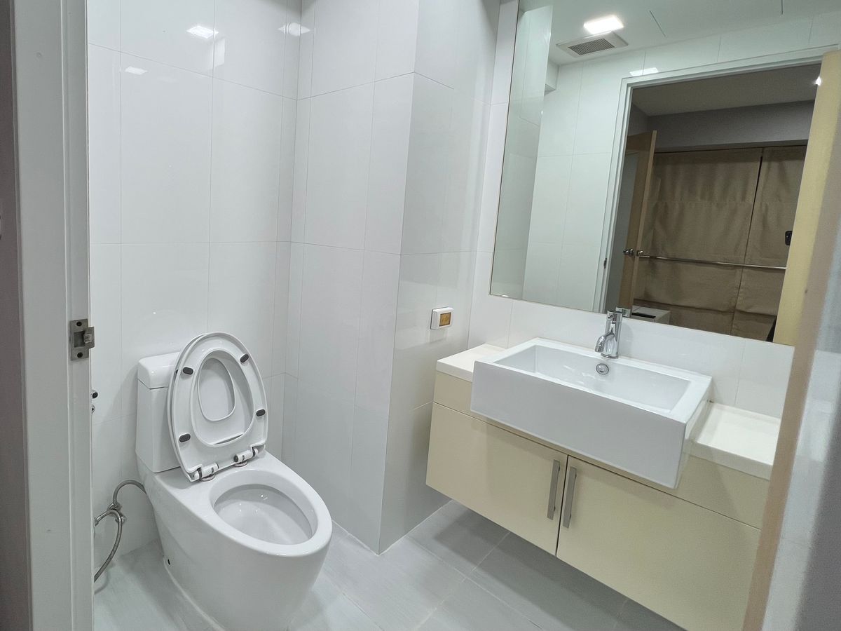 For SaleCondoRama9, Petchburi, RCA : My Resort Bangkok / 1 Bedroom (SALE WITH TENANT), My Resort Bangkok / 1 Bedroom (Sale with Tenant) TARN143