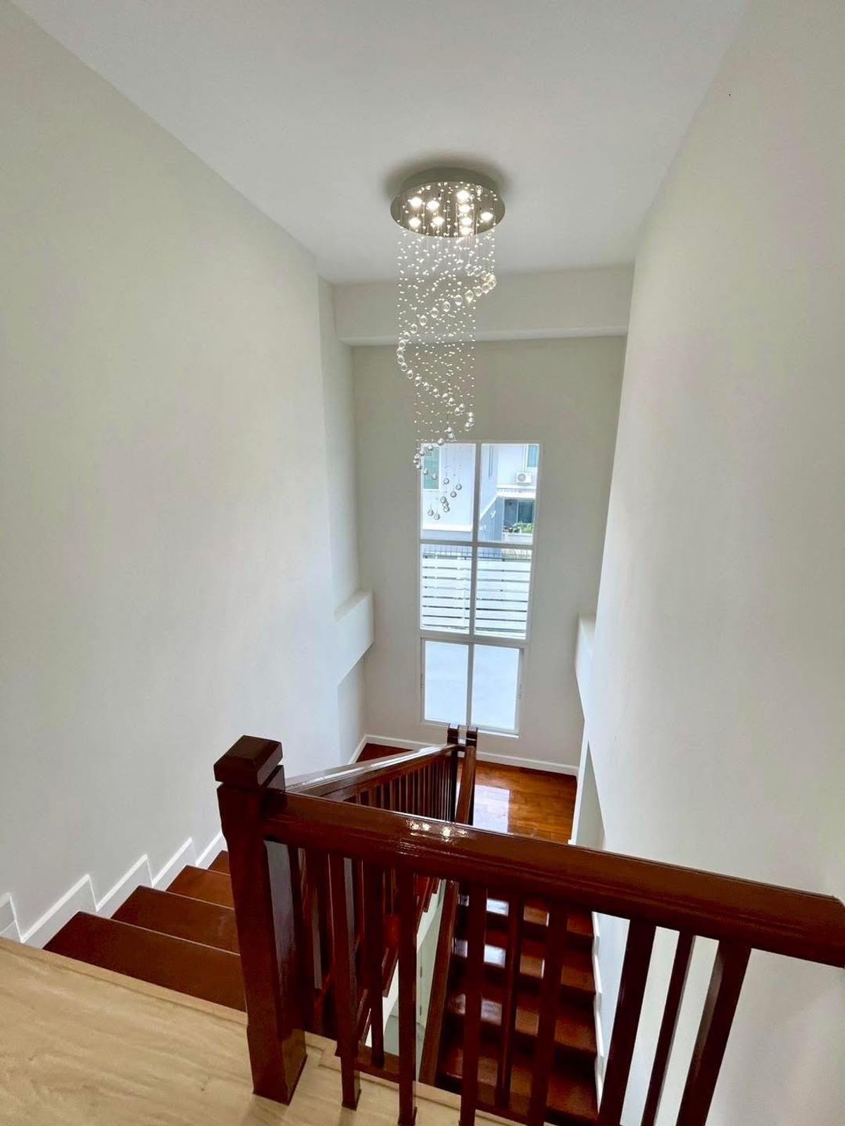 For SaleHouseMahachai Samut Sakhon : 🎉🏡 Golden opportunity! Discounted 2 million! #House No. 66 #Already rich! #Nusasiri City Rama 2 House with a private pool! 🌳💦