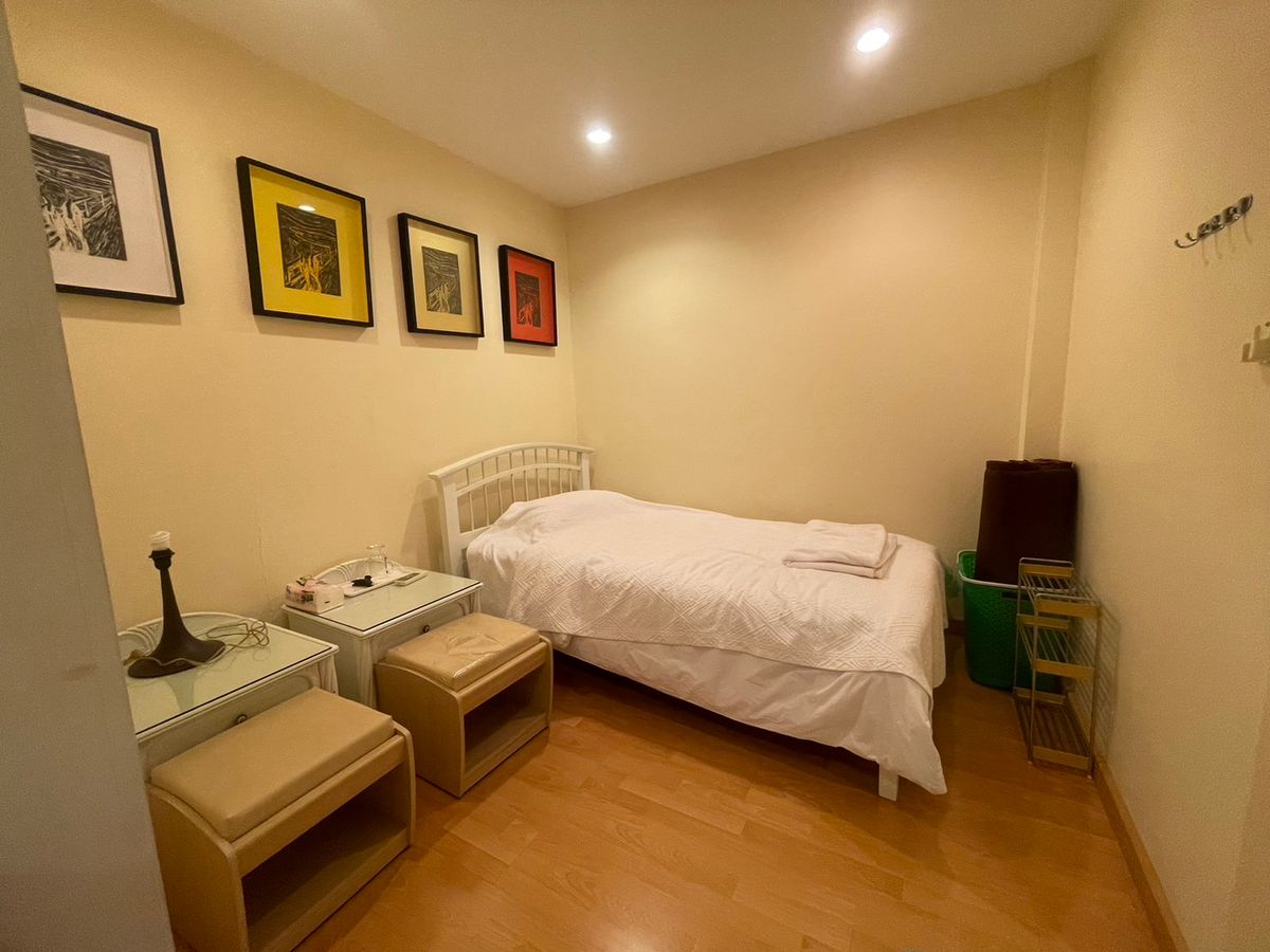 For RentTownhomePattaya, Bangsaen, Chonburi : For Rent Townhouse for Living 4 Beds Fully Furnished (S03-1900)