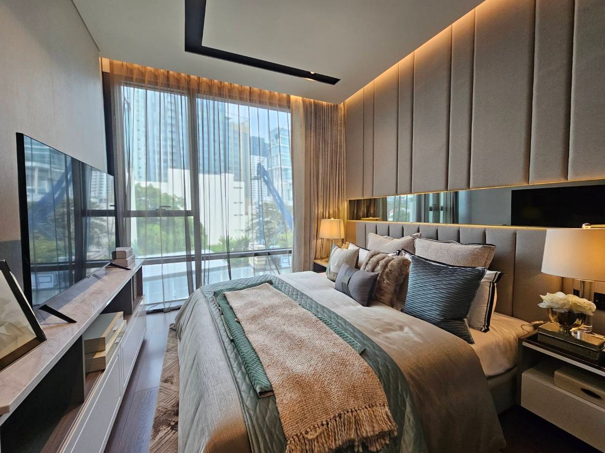 ขายคอนโดสุขุมวิท อโศก ทองหล่อ : คอนโดหรู 1 นอน พร้อมเฟอร์ ใกล้ BTS ทองหล่อ 081-245-7349