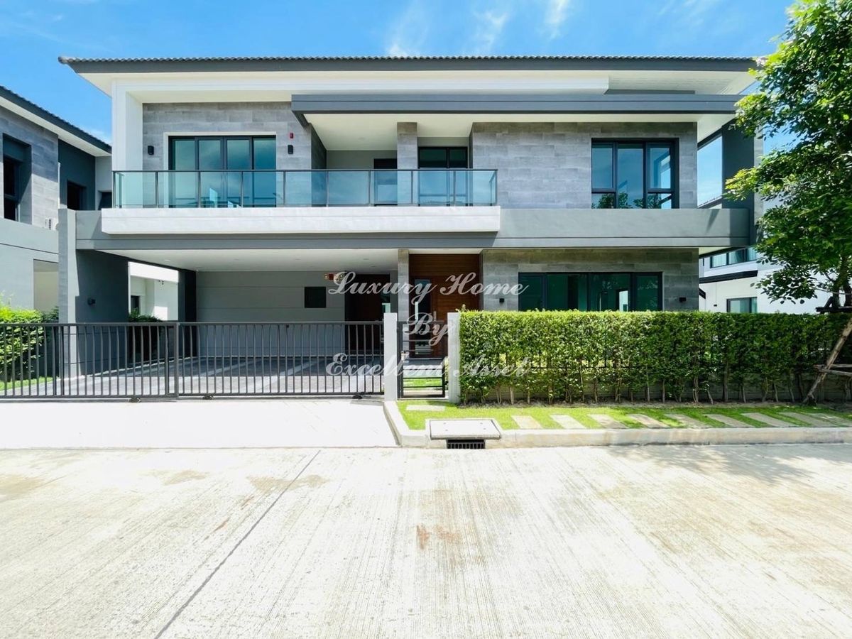 For SaleHouseBangna, Bearing, Lasalle : 🔥 Selling lower than the market price 🔥 𝐓𝐡𝐞 𝐁𝐚𝐧𝐠𝐧𝐚 𝐁𝐚𝐧𝐠𝐧𝐚 New project 𝐒𝐈𝐙𝐄 Big 𝐒𝐈𝐙𝐄 Price only 𝟐𝟎 million north, new houses 𝟏 never lived at home 𝟏 Year, very good location, near 𝐌𝐞𝐠𝐚 𝐁𝐚𝐧𝐠𝐧𝐚 Near 𝐂𝐨𝐧𝐜𝐨𝐫𝐝𝐢𝐚𝐧 𝐒𝐜𝐡𝐨𝐨𝐥 𝐒𝐜𝐡𝐨𝐨𝐥