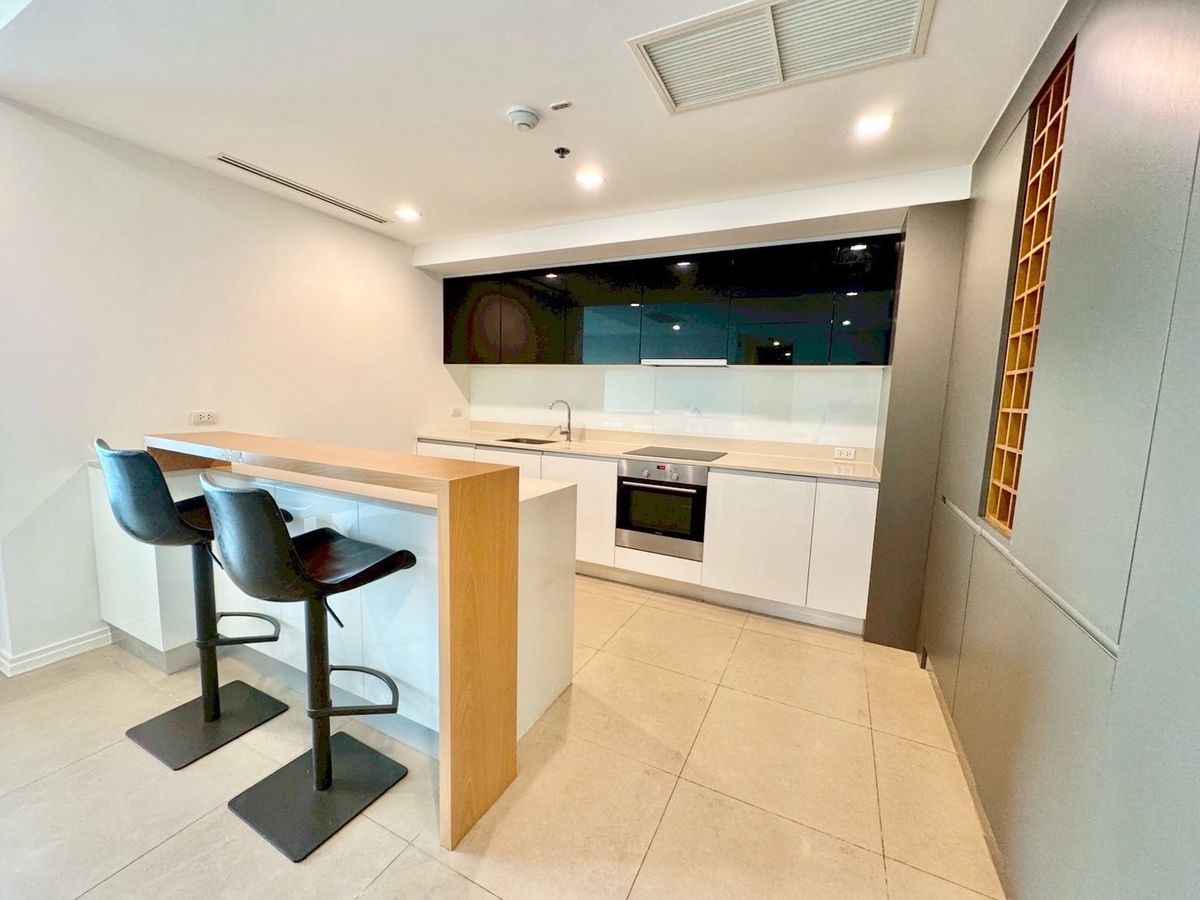 ขายคอนโดวงเวียนใหญ่ เจริญนคร : For Sale , The River 3 Bed 3Bath  138sqm Best Price in Market! 18.5 MB 