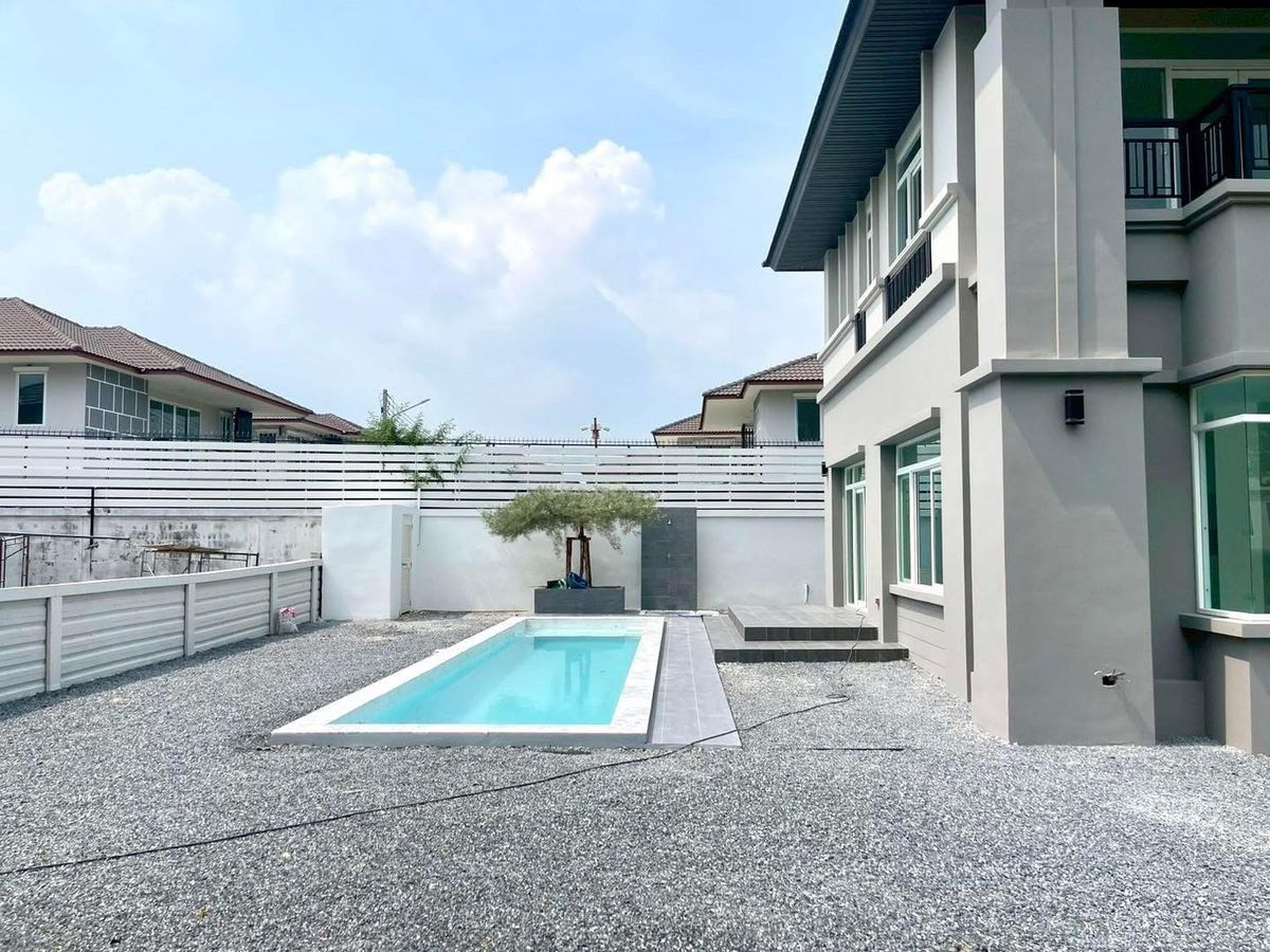 For SaleHouseMahachai Samut Sakhon : 🎉🏡 Golden opportunity! Discounted 2 million! #House No. 66 #Already rich! #Nusasiri City Rama 2 House with a private pool! 🌳💦