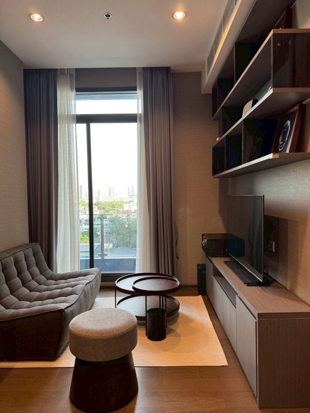 ให้เช่าคอนโดสาทร นราธิวาส : BRAND NEW UNIT FOR RENT : THE DIPLOMAT SATHORN 