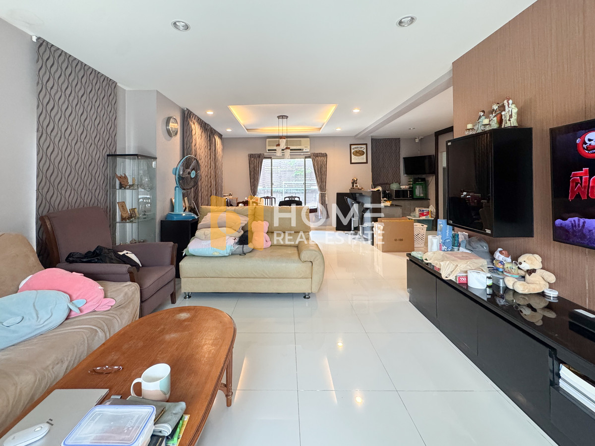 ขายบ้านพัฒนาการ ศรีนครินทร์ : เดอะ แพลนท์ เอสทีค พัฒนาการ 38 / 3 ห้องนอน (ขาย), The Plant Estique Pattanakarn 38 / 3 Bedrooms (FOR SALE) FON161