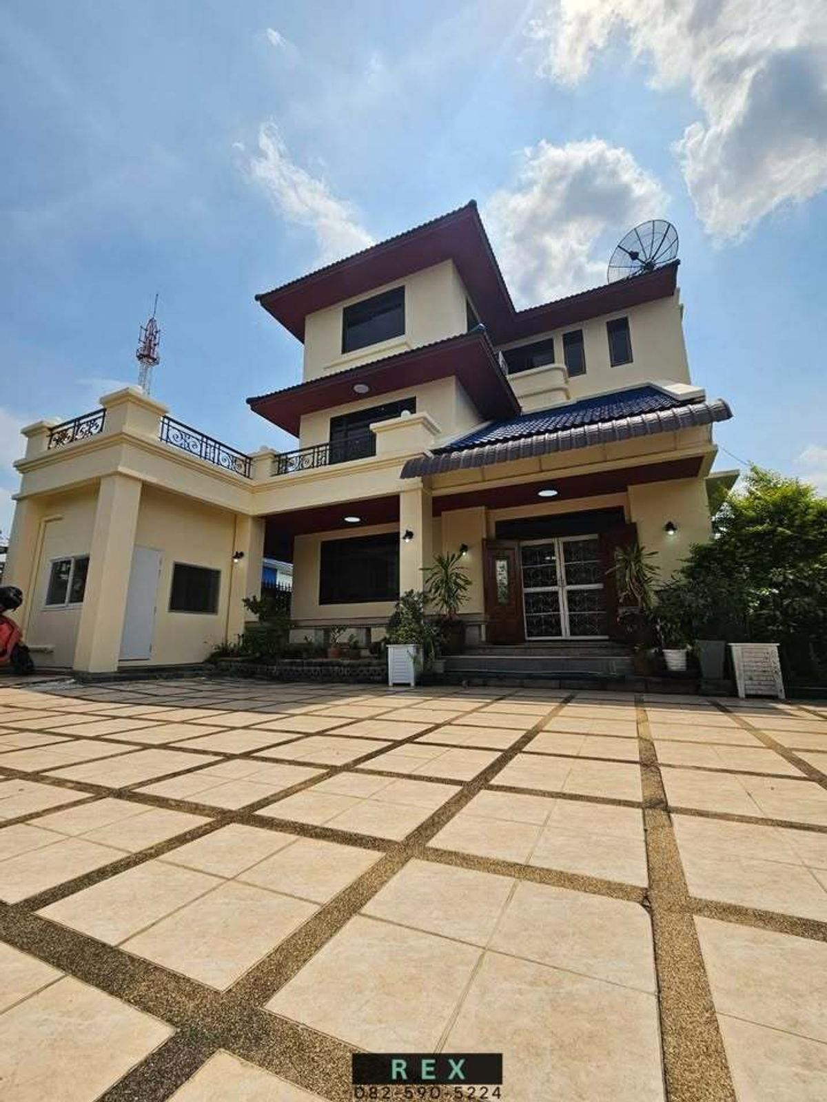 ให้เช่าบ้านลาดพร้าว101 แฮปปี้แลนด์ : ให้เช่า บ้านเดี่ยว ลาดพร้าว 93 เหมาะพักอาศัย ออฟฟิศ  สำนักงาน สตูดิโอ ใกล้ บิ๊กซี ลาดพร้าว