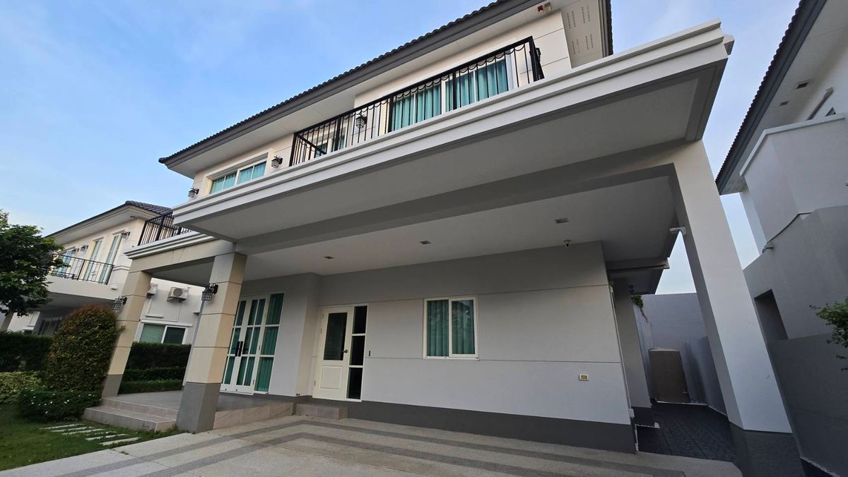 For SaleHouseNawamin, Ramindra : House for sale, Laddarom Chatuchot 15, beautiful house, shady atmosphere Ready Location on Jatujot Road, near the expressway near the mall, size 68.7 sq.wa