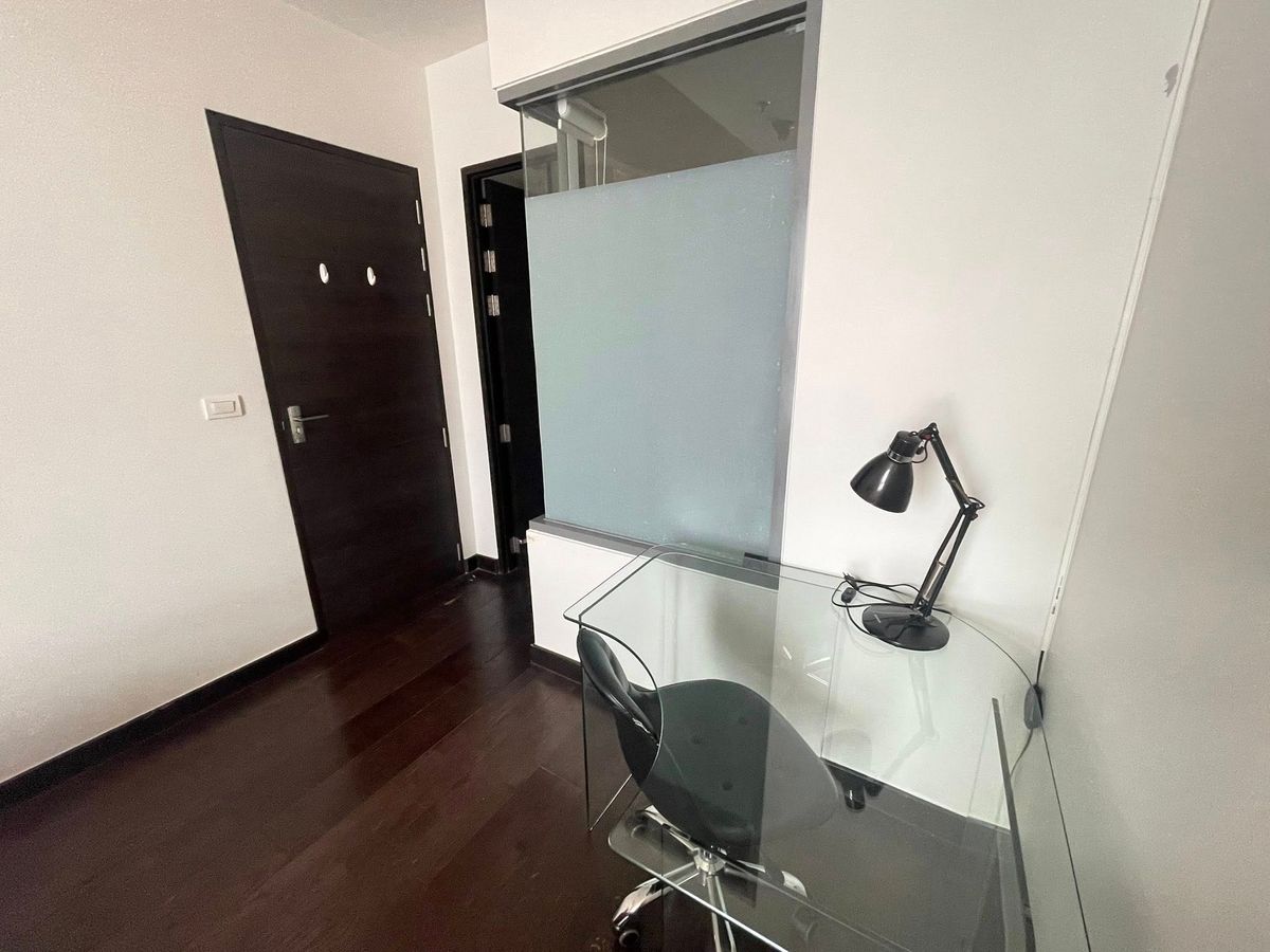 CondoRatchathewi,Phayathai : Ideo Q Phayathai【𝐒𝐄𝐋𝐋 & 𝐑𝐄𝐍𝐓】🔥Simple and elegant furniture that doesn't clutter the eyes. Built-in without needing additional decoration🔥 Contact Line ID: @hacondo