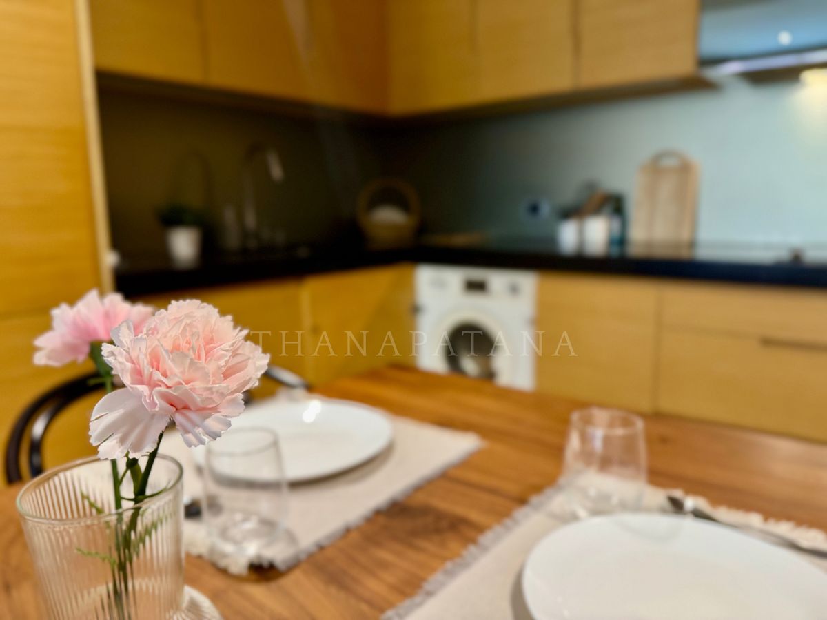 For SaleCondoSilom, Saladaeng, Bangrak : 1 bedroom condo right in the city center BKK CBD