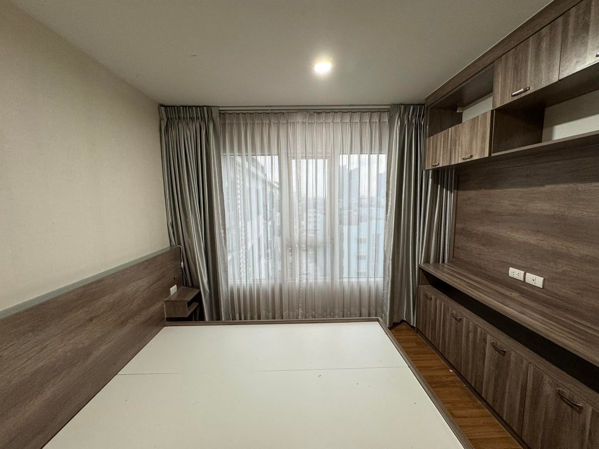 ขายคอนโดพระราม 5 ราชพฤกษ์ บางกรวย : (รหัสN116) ขายคอนโด Regent Home 25 Tiwanon อยู่ติดกับกระทรวงสาธารณสุข ภายในซอยติวานนท์ 4 เดินทางสะดวก ใกล้รถไฟฟ้า MRT กระทรวงสาธารณสุข เพียง 250 ม.
