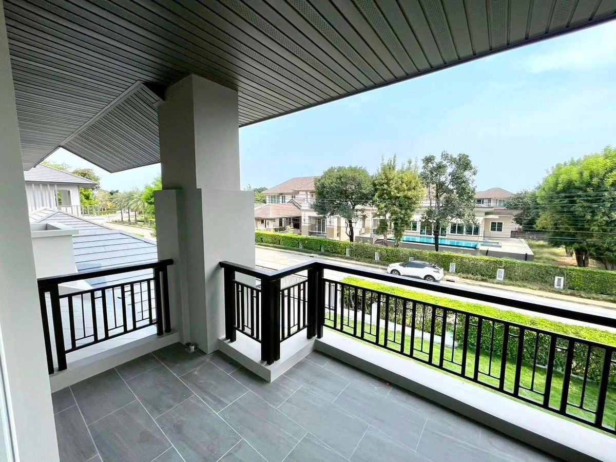 For SaleHouseMahachai Samut Sakhon : 🎉🏡 Golden opportunity! Discounted 2 million! #House No. 66 #Already rich! #Nusasiri City Rama 2 House with a private pool! 🌳💦
