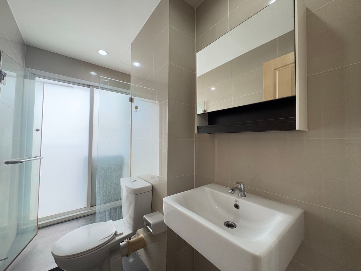 ขายคอนโดลาดพร้าว เซ็นทรัลลาดพร้าว : Sym Vipha Ladprao ขายด่วน ห้องสวยวิวโล่ง พักอาศัยเองก็ดี ปล่อยเช่าก็คุ้ม คอนโดทำเลดีมาก