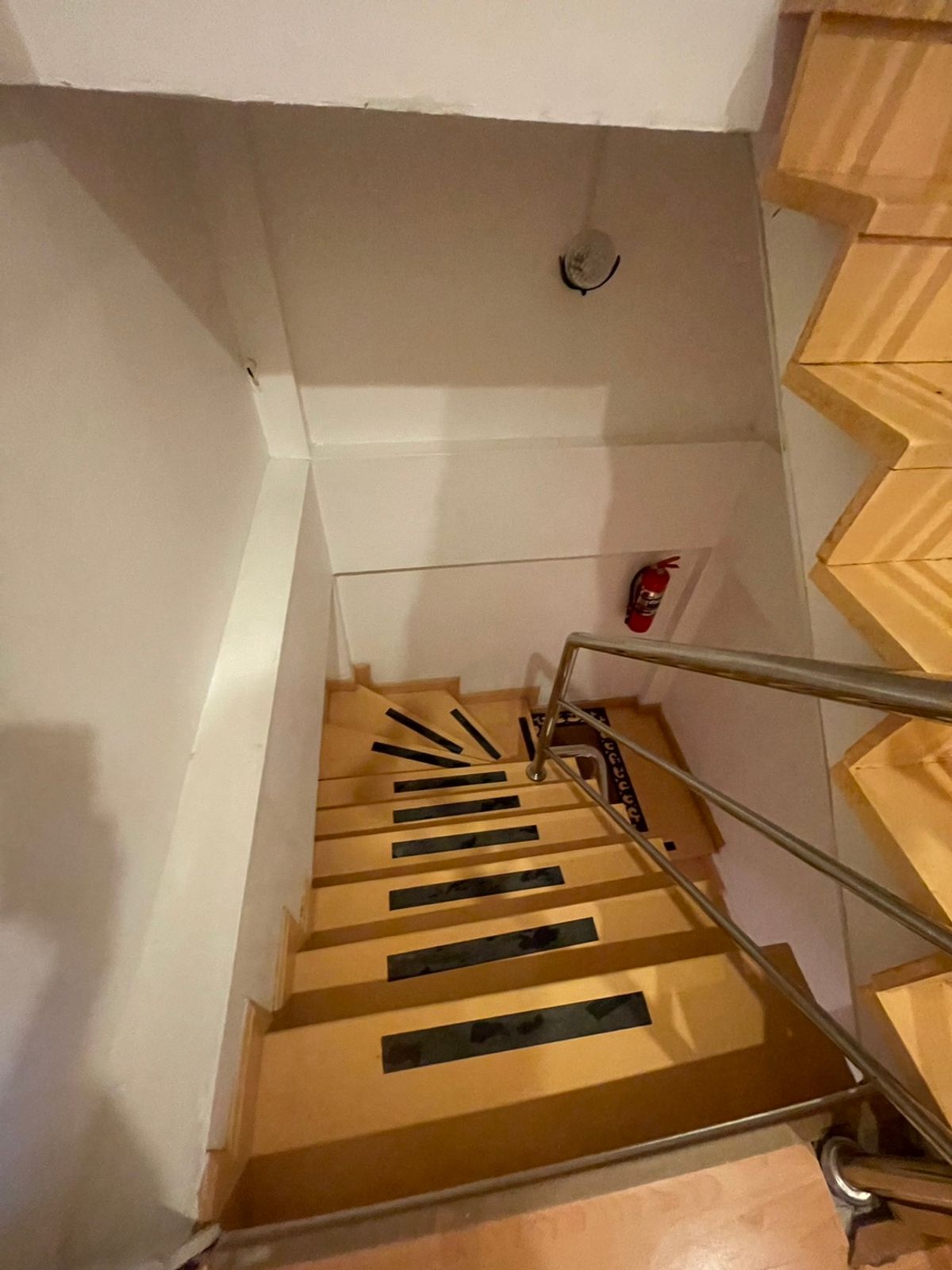 For RentTownhomePattaya, Bangsaen, Chonburi : For Rent Townhouse for Living 4 Beds Fully Furnished (S03-1900)