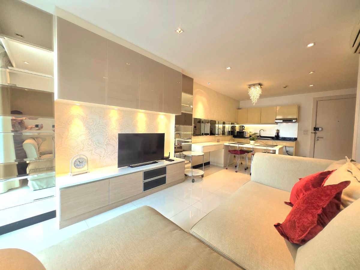 คอนโดสุขุมวิท อโศก ทองหล่อ : Sale/rent Voque Sukhumvit 16 | 1 ห้องนอน 1 ห้องน้ำ | 50 ตร.ม. ใกล้ MRT/BTS อโศก
