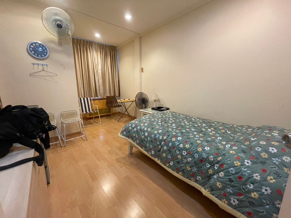 For RentTownhomePattaya, Bangsaen, Chonburi : For Rent Townhouse for Living 4 Beds Fully Furnished (S03-1900)