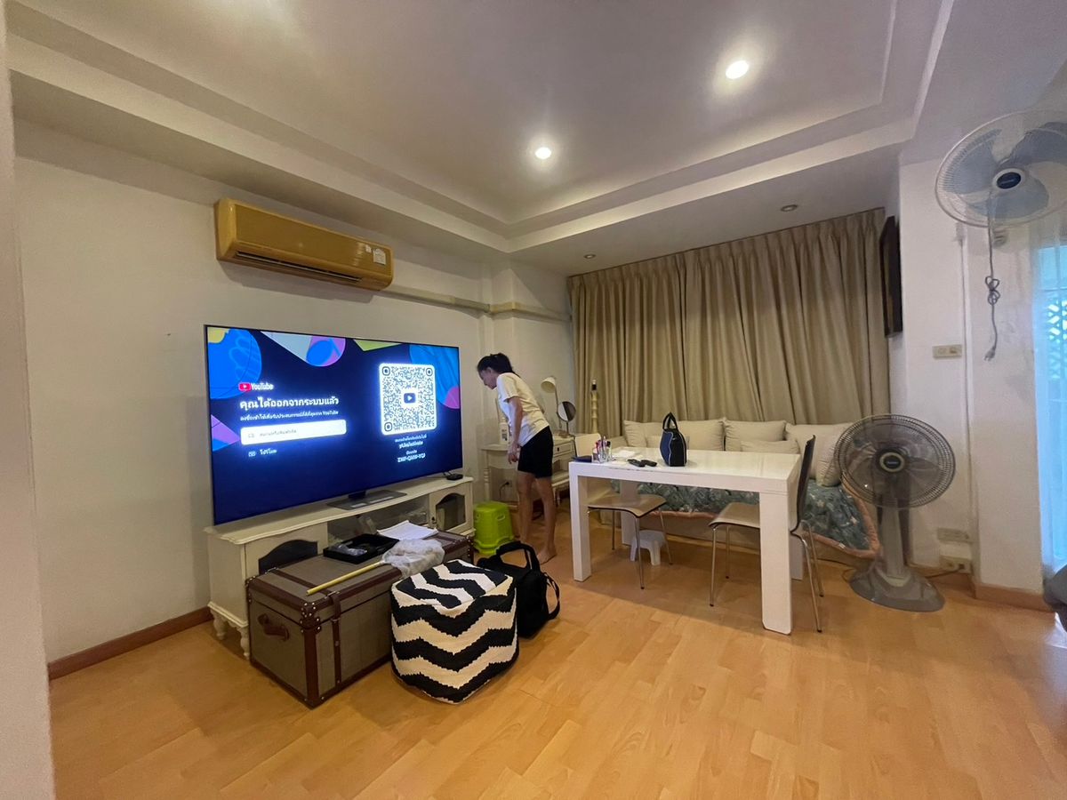 For RentTownhomePattaya, Bangsaen, Chonburi : For Rent Townhouse for Living 4 Beds Fully Furnished (S03-1900)