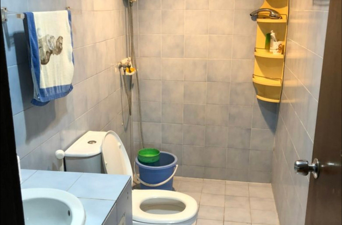 For RentHouseChaengwatana, Muangthong : house with 4 bedrooms, 4 bathrooms, behind Central Chaengwattana, air conditioners in every room