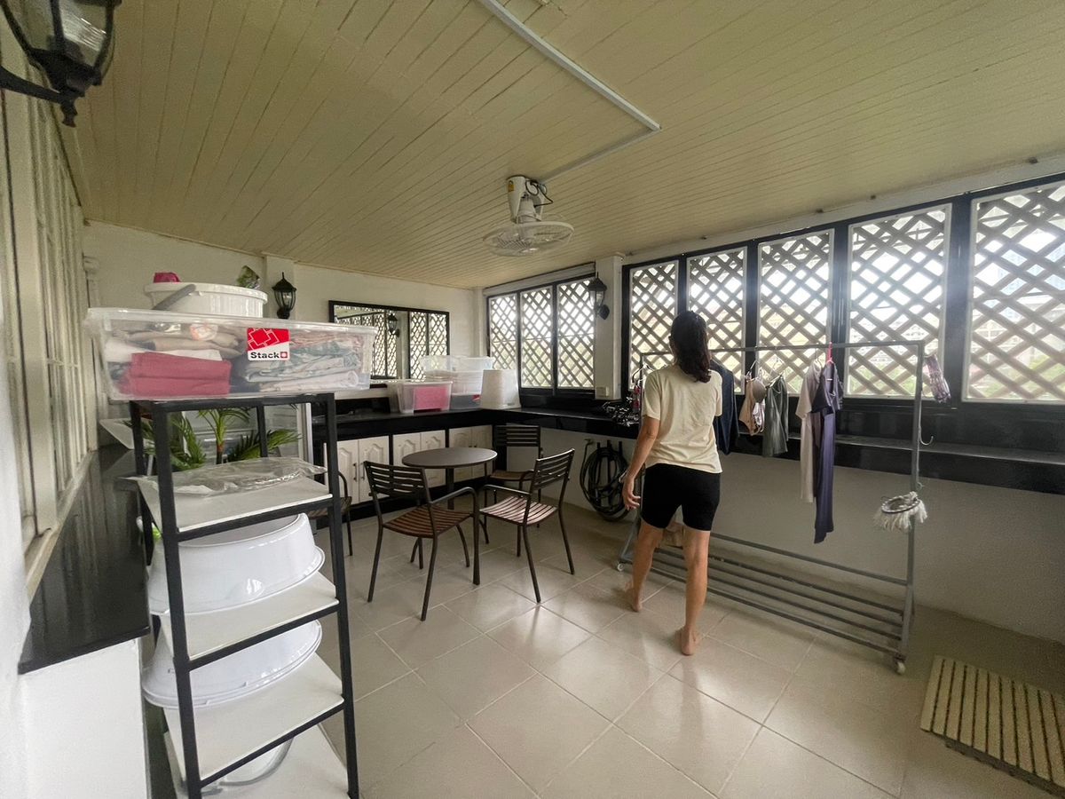 For RentTownhomePattaya, Bangsaen, Chonburi : For Rent Townhouse for Living 4 Beds Fully Furnished (S03-1900)