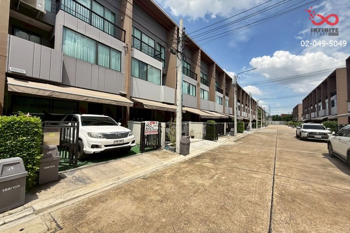 ขายทาวน์โฮมนวมินทร์ รามอินทรา : ขายทาวน์โฮมหรู 3 ชั้น บ้านกลางเมือง วัชรพล บ้านพร้อมอยู่ ใกล้ทางด่วน รามอินทรา
