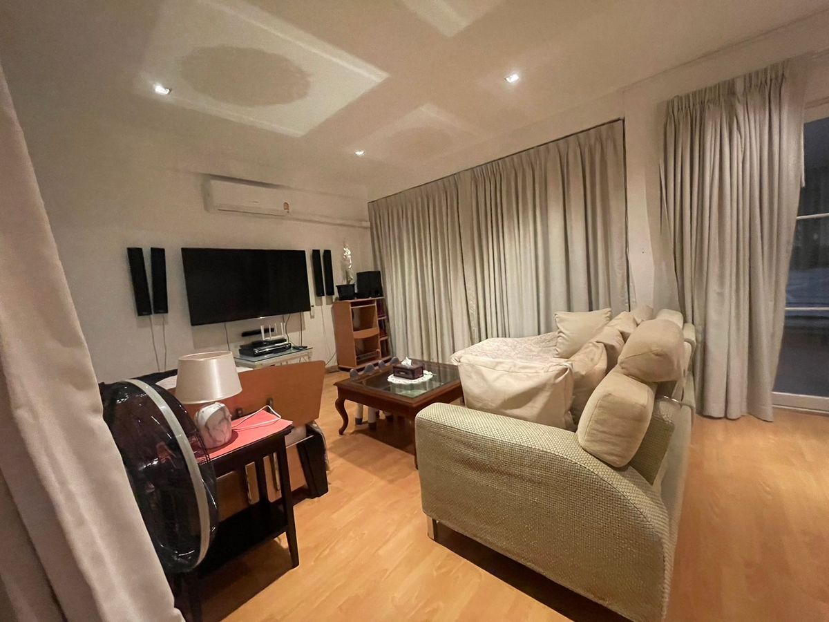 For RentTownhomePattaya, Bangsaen, Chonburi : For Rent Townhouse for Living 4 Beds Fully Furnished (S03-1900)