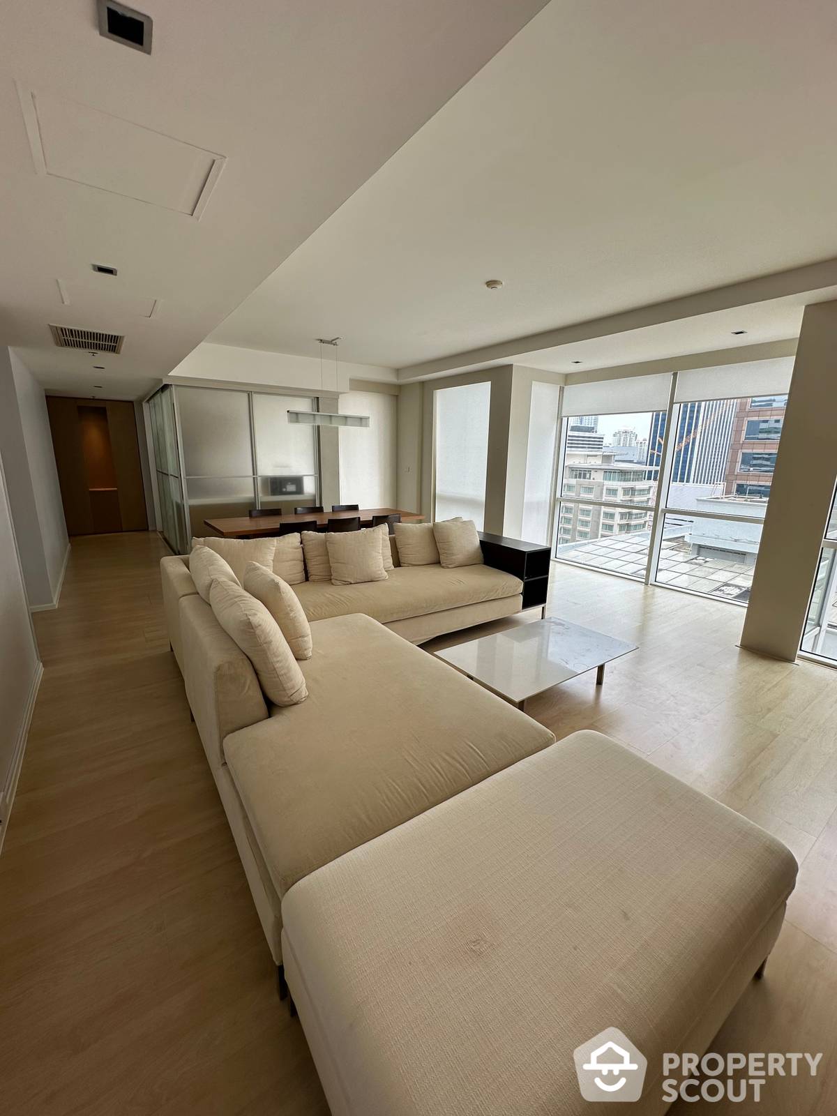 For RentCondoWitthayu, Chidlom, Langsuan, Ploenchit : 2-BR Condo at Langsuan Ville near BTS Ratchadamri