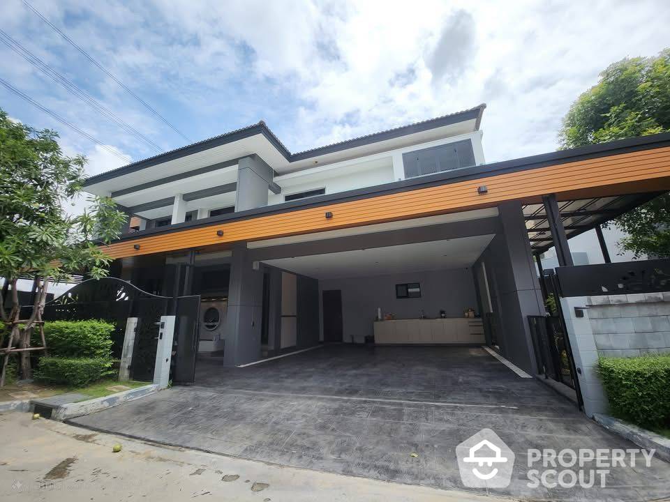 ให้เช่าบ้านบางนา แบริ่ง ลาซาล : บ้าน 5-ห้องนอน ที่ เดอะ ซิตี้ บางนา-กม.7 ใน บางแก้ว