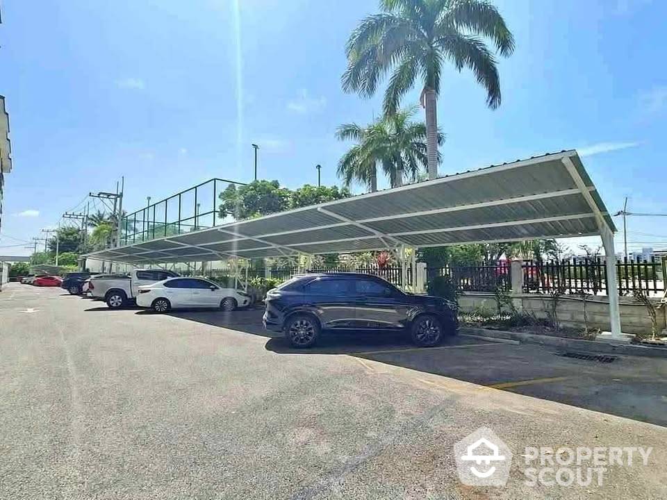 For RentCondoPattaya, Bangsaen, Chonburi : 2-BR Condo at Porch Land 2 Jomtien Resort Condominium close to Pattaya