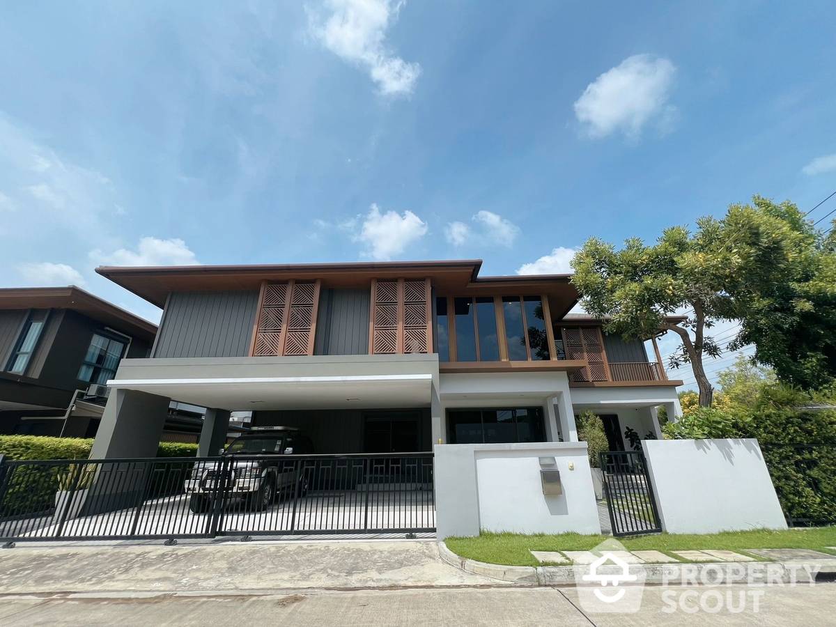 For RentHousePattanakan, Srinakarin : 4-BR House at Burasiri Pattanakarn in Prawet