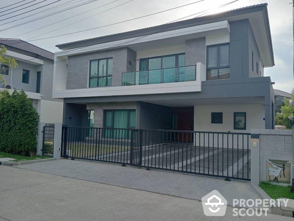For RentHouseBangna, Bearing, Lasalle : 4-BR House at The City Bangna in Bang Kaeo