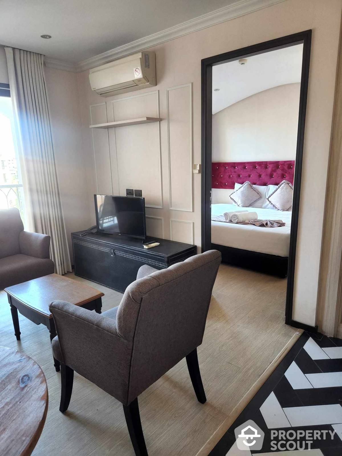 For RentCondoPattaya, Bangsaen, Chonburi : 1-BR Condo at Venetian Signature Condo Resort Pattaya close to Pattaya