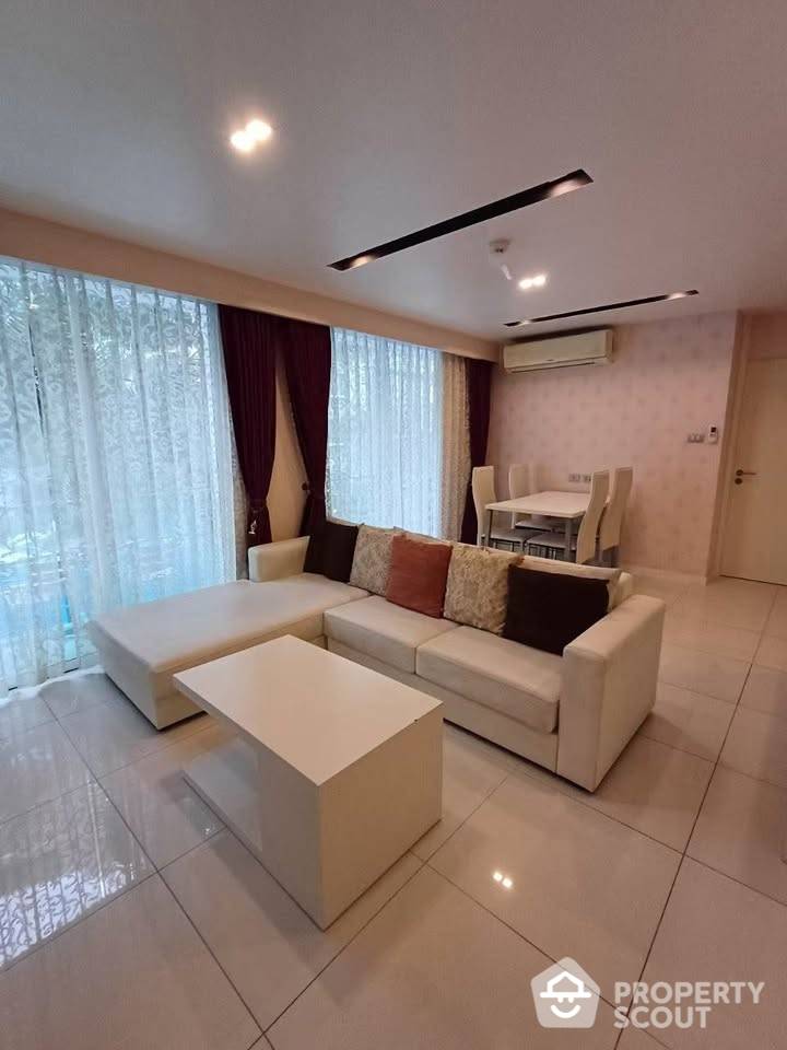 For RentCondoPattaya, Bangsaen, Chonburi : 1-BR Condo at City Center Resident Condo close to Pattaya