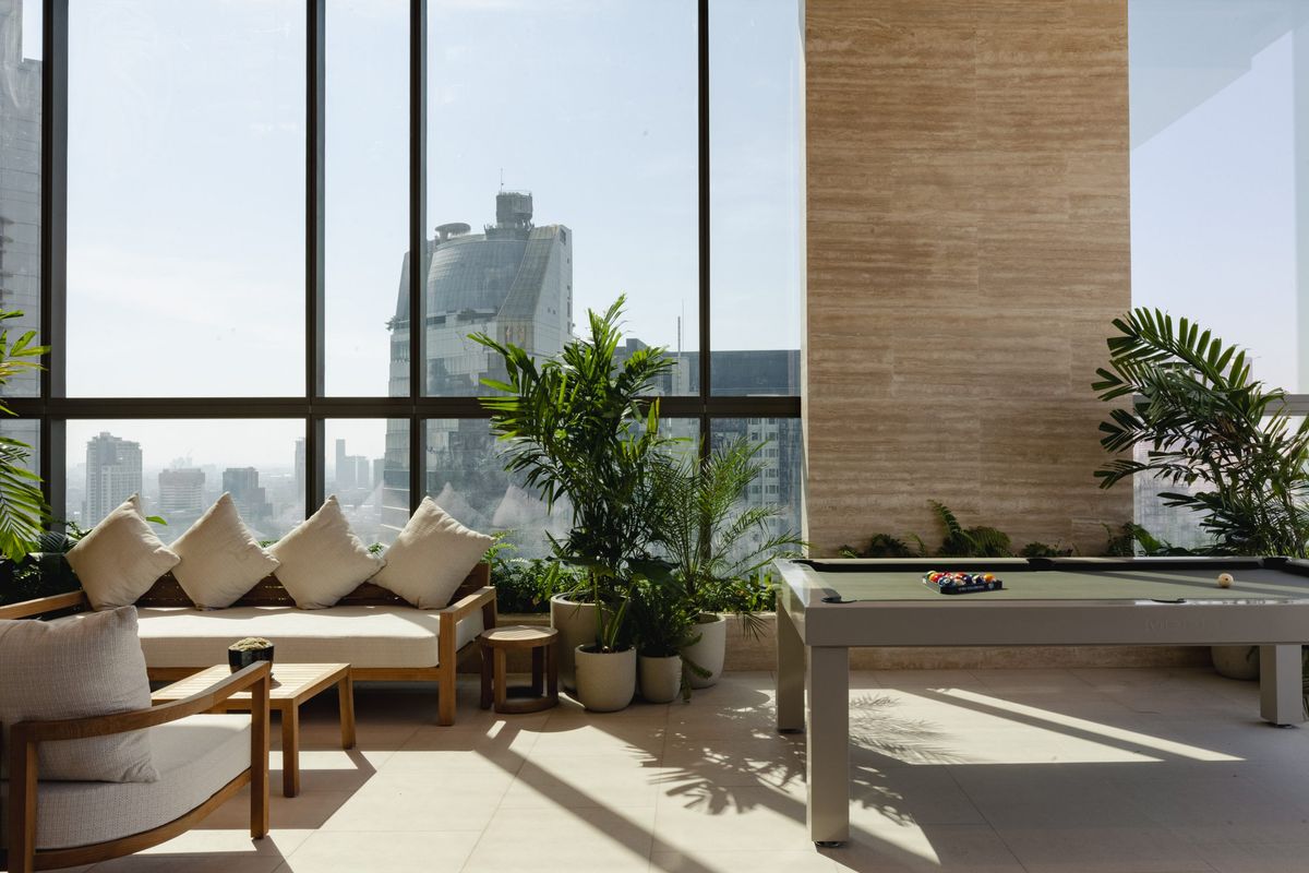 For SaleCondoSukhumvit, Asoke, Thonglor : The Strand Thonglor, an ultra-luxury condominium in the heart of Thonglor 2 minutes to BTS ☎️: 081-654-8129 Mook