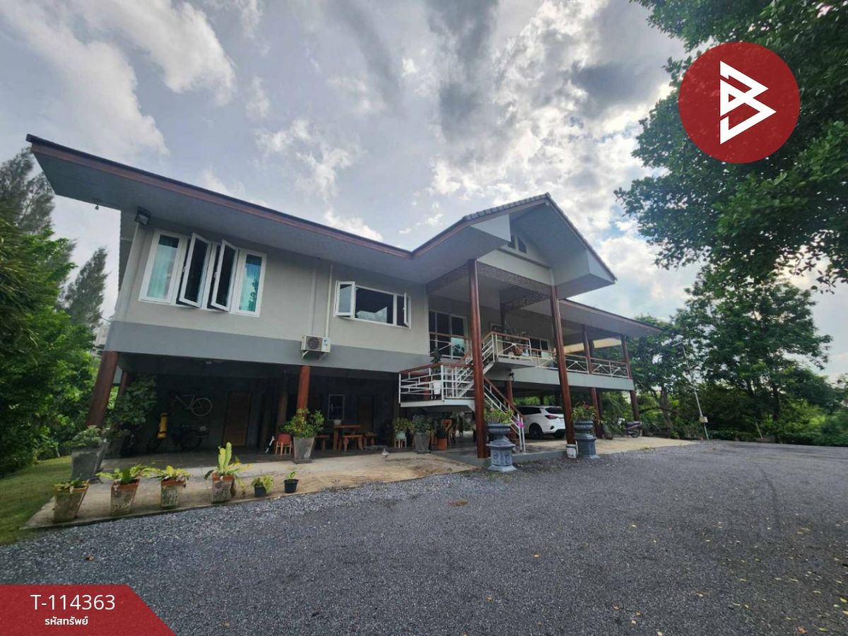 ขายบ้านลพบุรี : ขายบ้านเดี่ยวพร้อมที่ดิน เนื้อที่ 4 ไร่ พัฒนานิคม ลพบุรี
