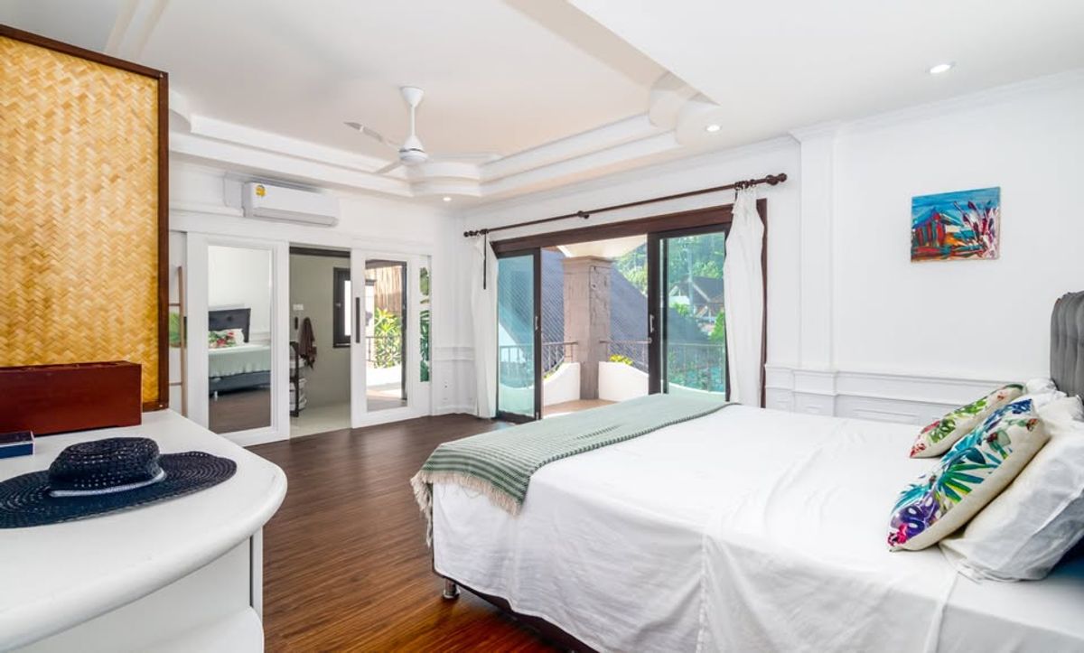 ขายบ้านภูเก็ต : 🎉🌴 วิลล่าในฝัน พูลวิลล่าหรู 4 ห้องนอน ในกมลา ภูเก็ต – เพียง 7 นาทีถึงชายหาด! 🏡✨