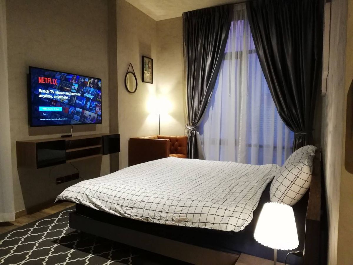 ขายคอนโดสุขุมวิท อโศก ทองหล่อ : SELL คอนโดตรงข้าม มศว อโศก ติดถนนอโศกมนตรี 200 ม.จาก MRT เพชรบุรี I ห้องวิวถนนอโศก ทิศตะวันออก I ใกล้ MRT เพชรบุรี , สุขุมวิท BTS อโศก I The Lofts Asoke 