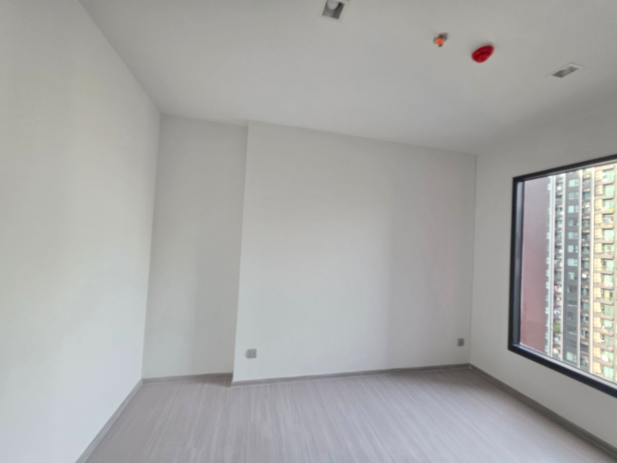 For SaleCondoRama9, Petchburi, RCA : Life Asoke Hype Condo for Sale 5,000,000 baht [PNS250601]