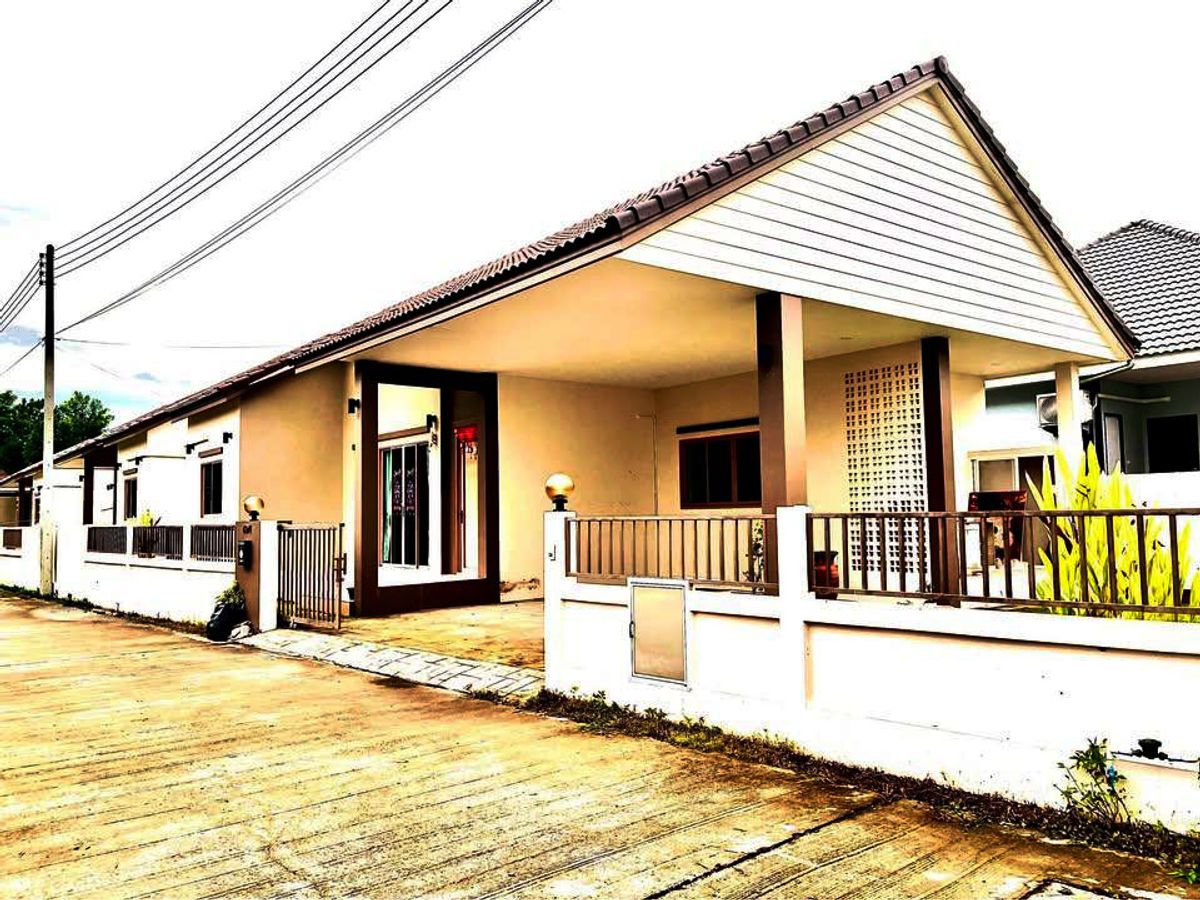 ให้เช่าบ้านเชียงใหม่ : บ้านในโครงการ ให้เช่าเดือนละ 22,000 บาท ใกล้กาดฝรั่งเพียง 5 นาที No.14H931