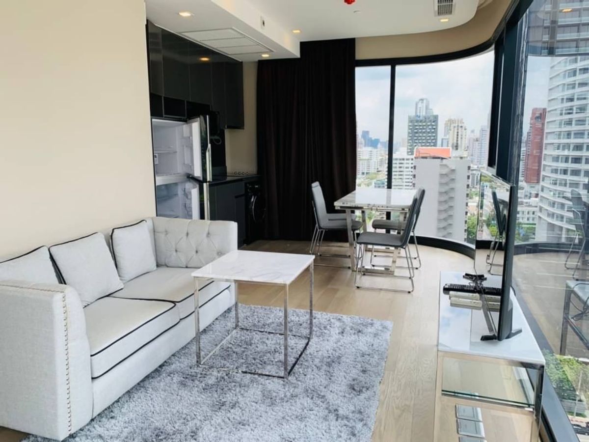 ให้เช่าคอนโดสุขุมวิท อโศก ทองหล่อ : 🏙️คอนโดหรูใจกลางสุขุมวิท Ashton Asoke  2 ห้องนอน  วิวเมือง ชั้นสูง เฟอร์นิเจอร์ครบ เข้าอยู่ได้ทันที ใกล้ Terminal 21 และสวนเบญจกิติ