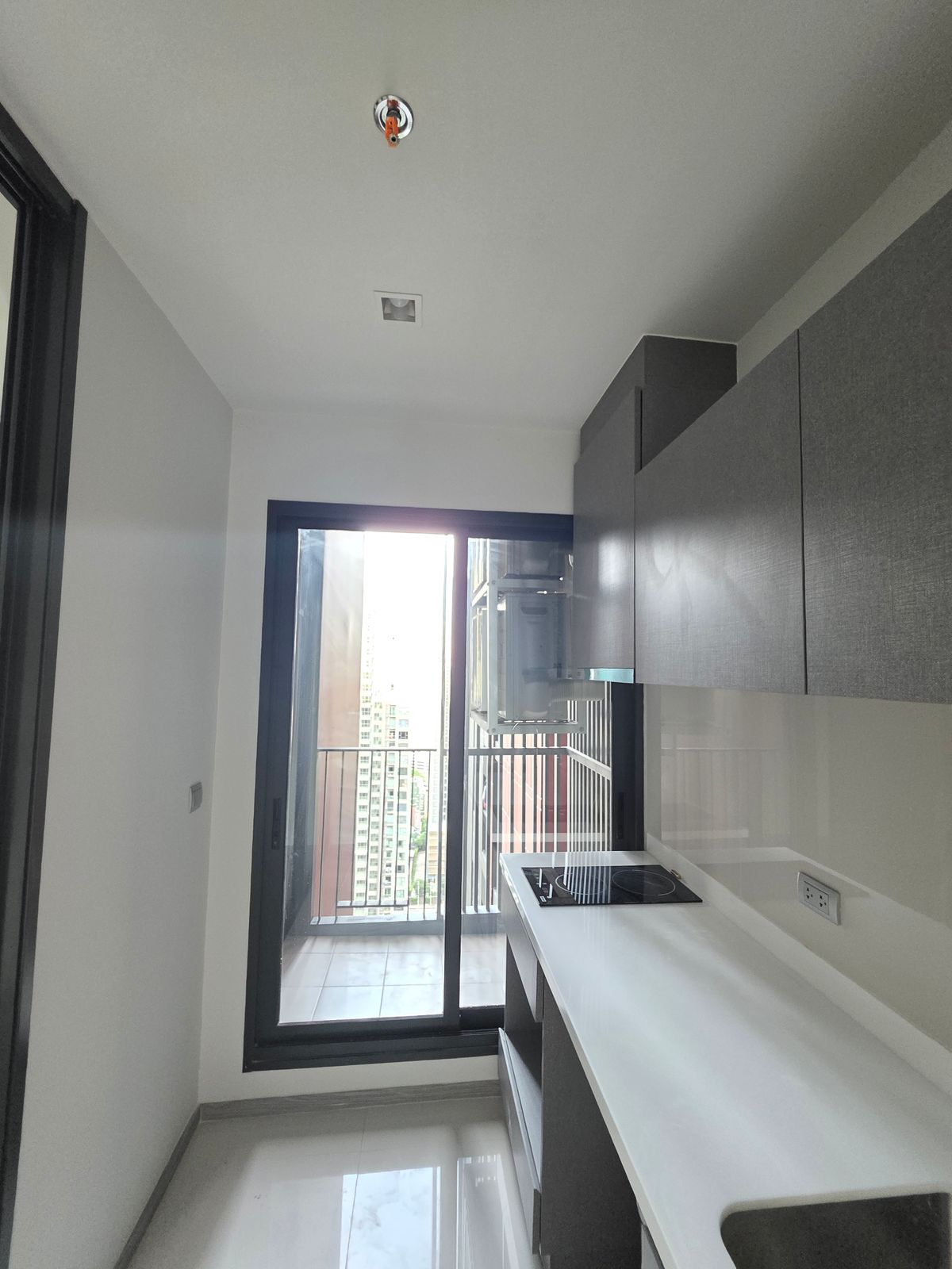 For SaleCondoRama9, Petchburi, RCA : Life Asoke Hype Condo for Sale 5,000,000 baht [PNS250601]