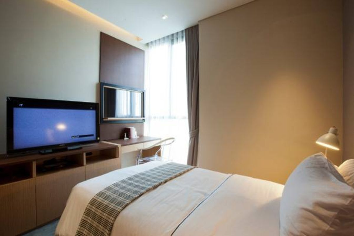 For RentCondoSukhumvit, Asoke, Thonglor : 🏙️ Condo for rent AEQUA Residence Sukhumvit 49 | Near BTS Phrom Phong / Thonglor