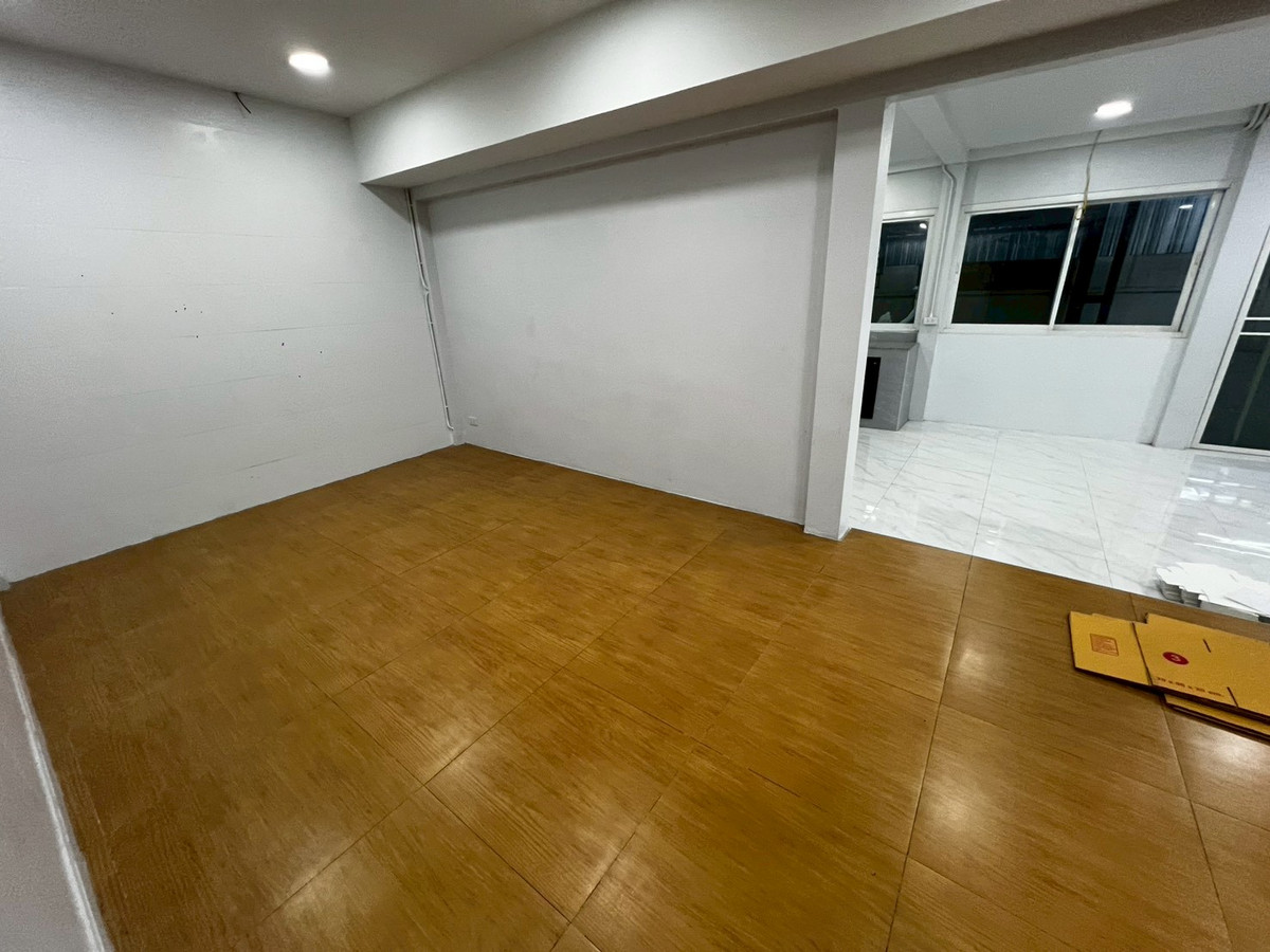 ให้เช่าบ้านรัตนาธิเบศร์ สนามบินน้ำ พระนั่งเกล้า : บ้านเดี่ยว 2ชั้น เนื้อที่ 91ตร.ว. 5ห้องนอน ตรงข้ามขนส่งนนทบุรี จดบริษัทได้