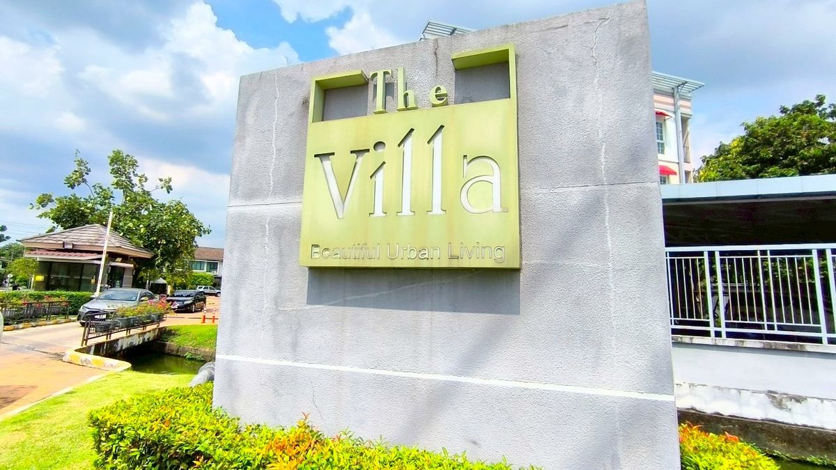 ขายทาวน์โฮมมีนบุรี-ร่มเกล้า : The Villa เดอะ วิลล่า รามคำแหง-สุวรรณภูมิ ทาวน์เฮ้าส์ 2 ชั้น ซอยรามคำแหง 174 ใกล้รถไฟฟ้าสายสีส้ม สถานีเคหะรามคำแหง ขายถูก บ้านสวย หน้าสวนหย่อม ไม่มีบ้านตรงข้าม