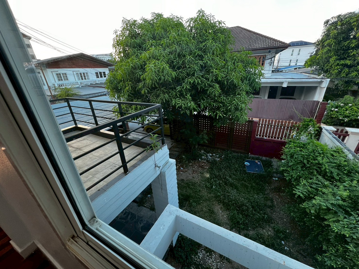 ให้เช่าบ้านรัตนาธิเบศร์ สนามบินน้ำ พระนั่งเกล้า : บ้านเดี่ยว 2ชั้น เนื้อที่ 91ตร.ว. 5ห้องนอน ตรงข้ามขนส่งนนทบุรี จดบริษัทได้