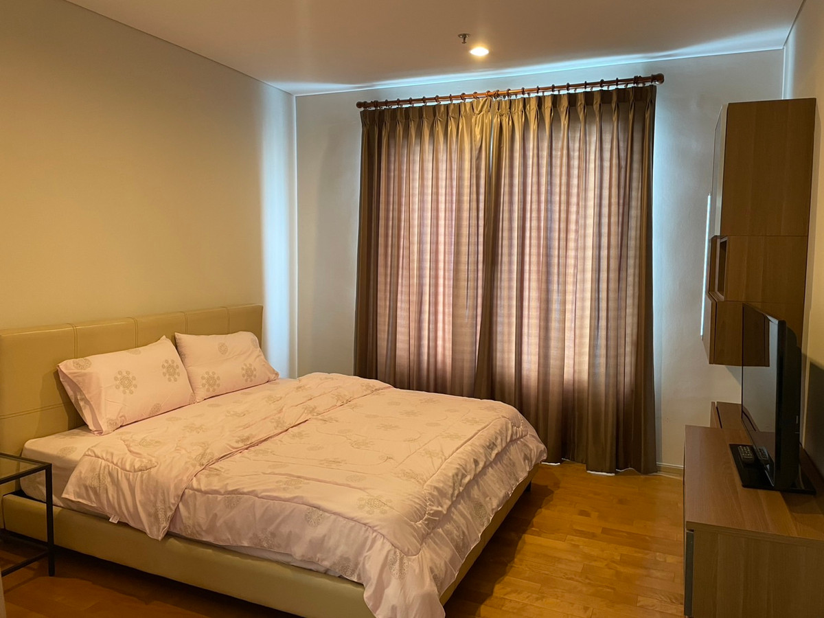 ให้เช่าคอนโดพระราม 9 เพชรบุรีตัดใหม่ RCA :  FOR RENT 2 BEDROOM 2 BATHROOM 80 SQ.M    READY TO MOVE  -- CALL NOW 094-641-5974