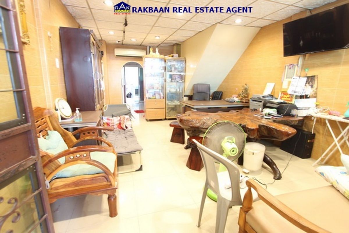 For SaleTownhomePathum Thani,Rangsit, Thammasat : Townhouse for sale Rattanchai Willa 3 Soi Piernon, Lam Luk Ka, 19.8 sq.w., 3 bedrooms, 2 bathrooms